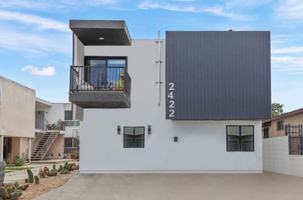 featured image of 2422 Meadowvale Ave