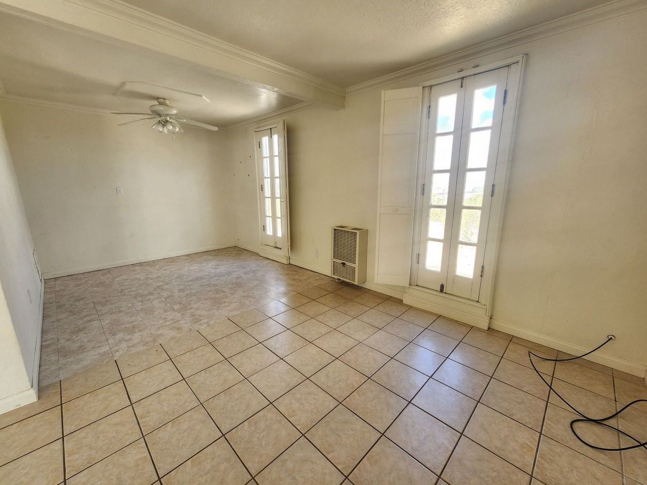 5762 Howard Way - Photo 6 of 14