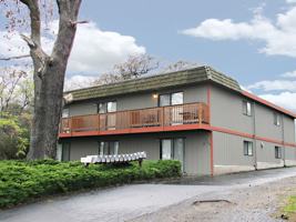 featured image of 440 Se Barrington Dr