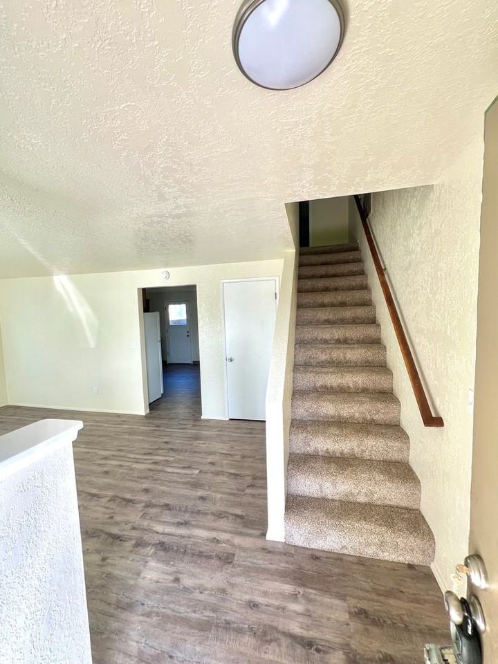 PHI 13 - Photo 3 of 40