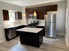 featured image of 1512 1512/1514 N Jefferson St