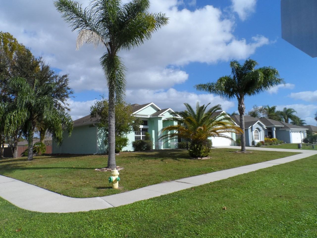 710 Black Maple Dr - Photo 2 of 31