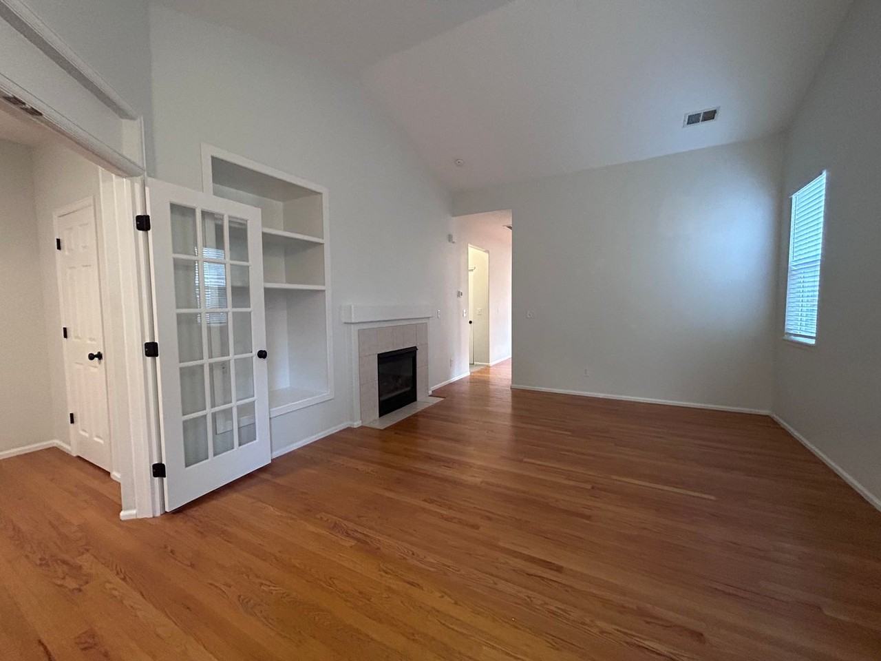 6897 W Rockland Pl - Photo 2 of 34