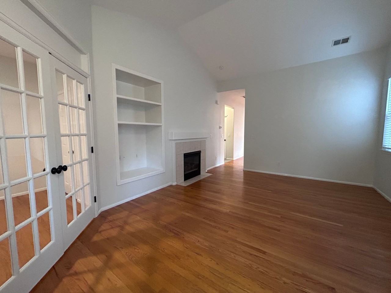 6897 W Rockland Pl - Photo 3 of 34