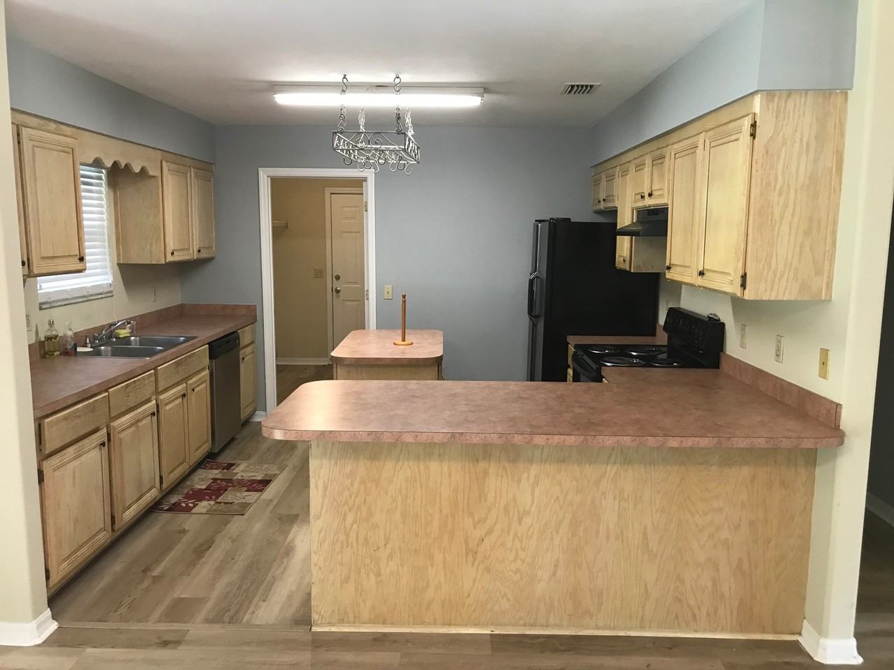 12039 Sw 76th Ter - Photo 2 of 8