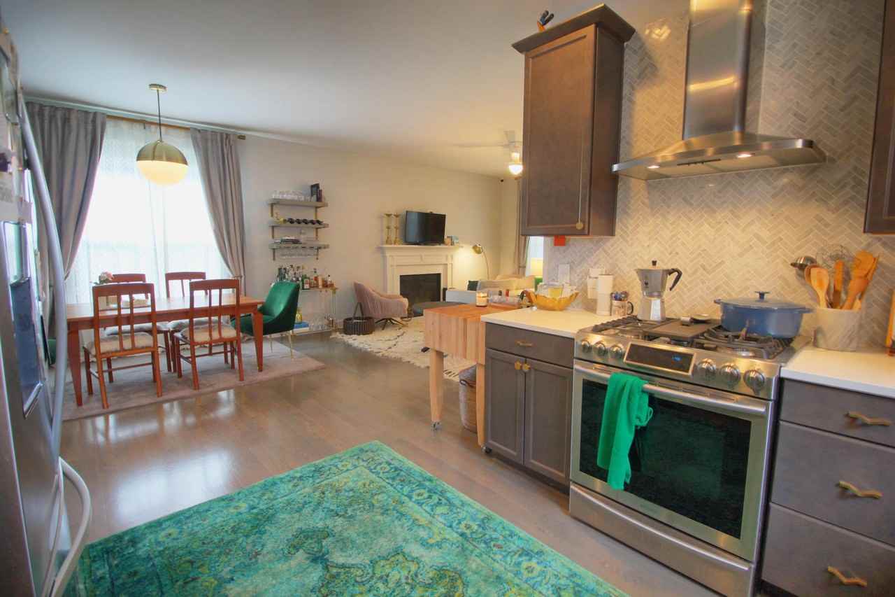 114 E Enterprise St - Photo 5 of 20