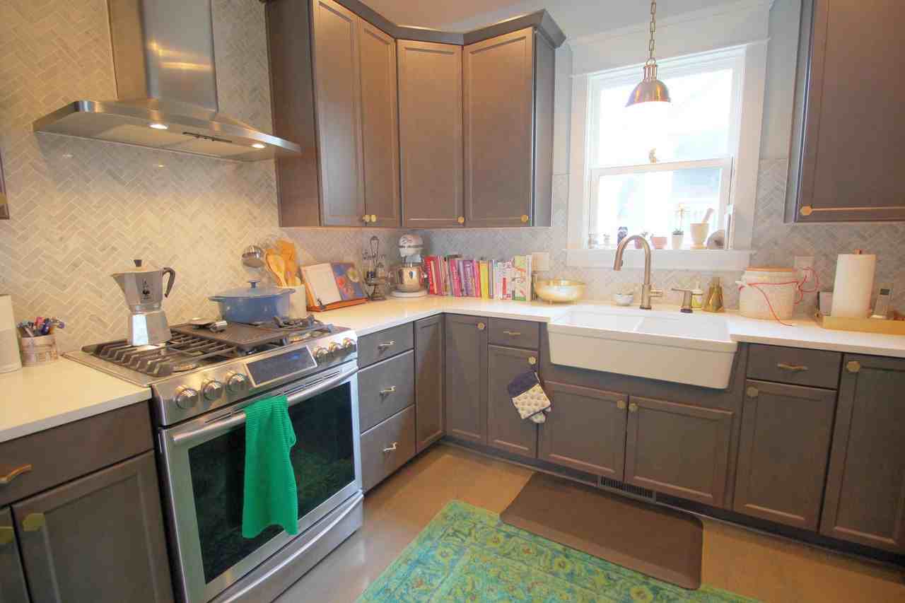 114 E Enterprise St - Photo 6 of 20