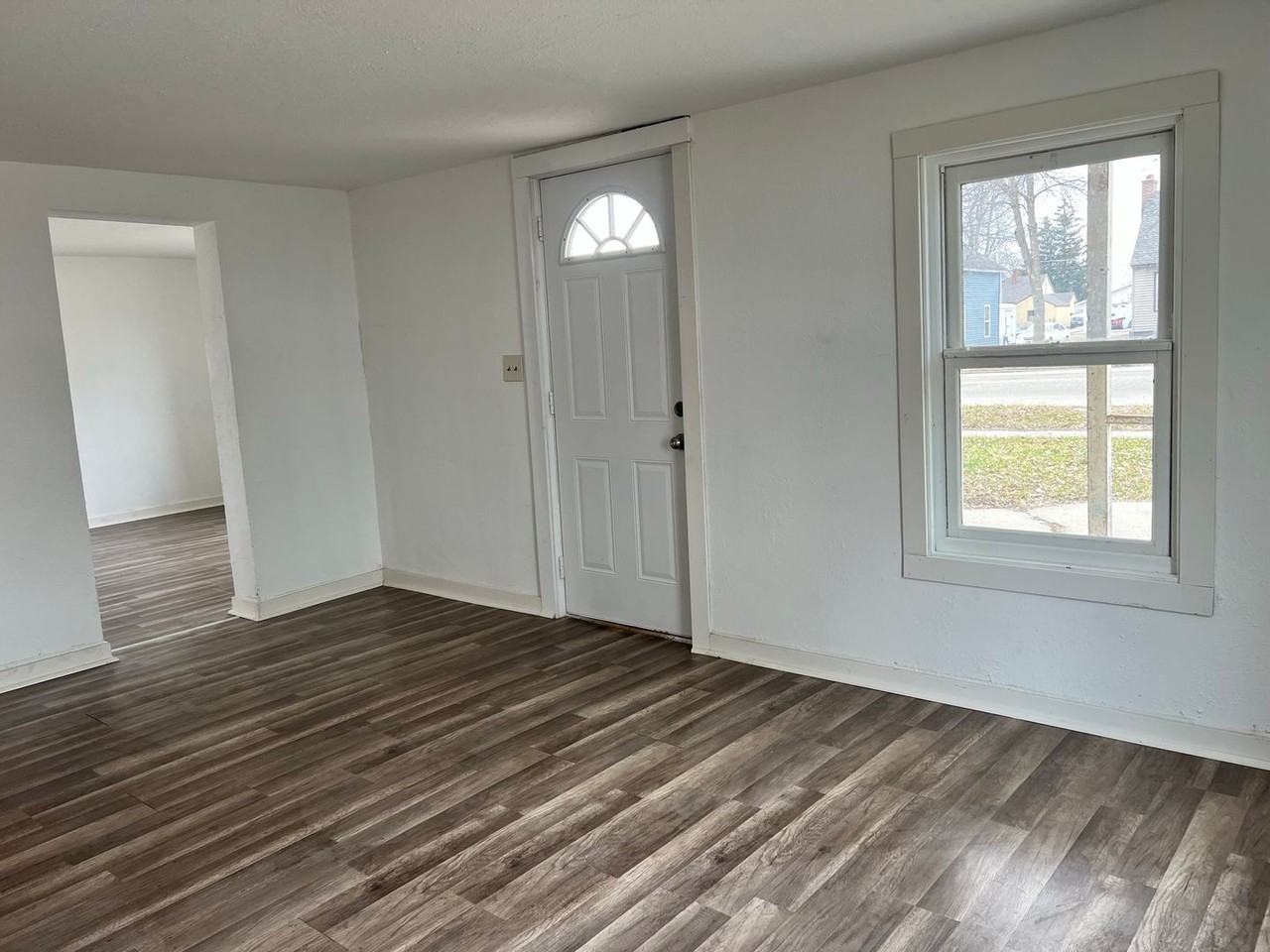 512 2nd St Sw - Photo 3 of 18