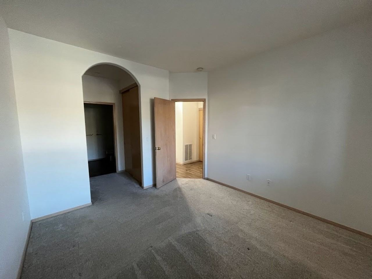14314 Se Princeton Village Way - Photo 6 of 23