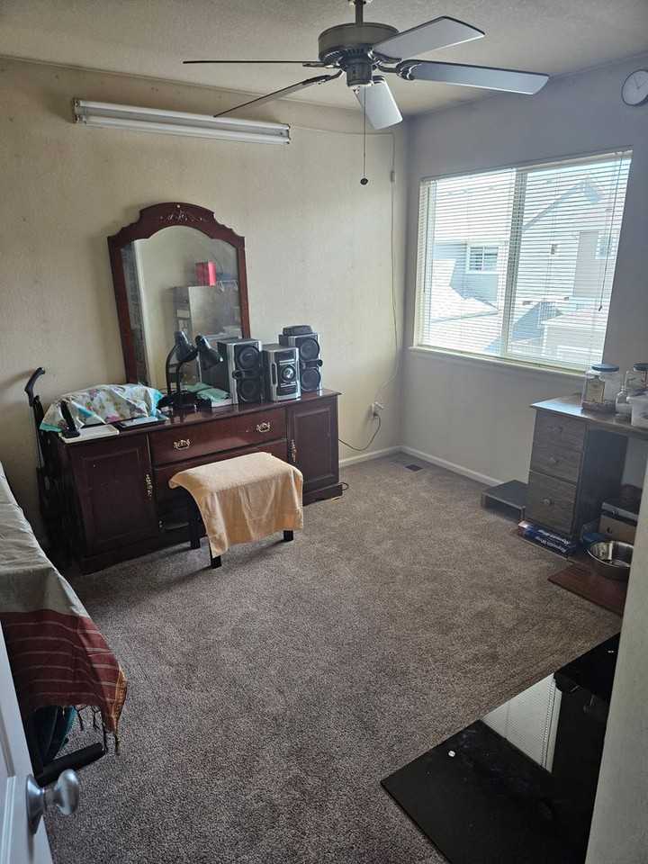 3651 Galileo Dr - Photo 4 of 19