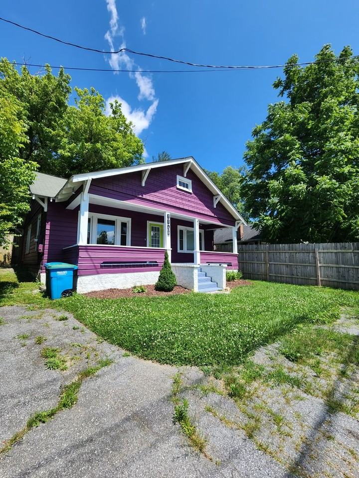 1148 Charlotte Hwy - Photo 3 of 24