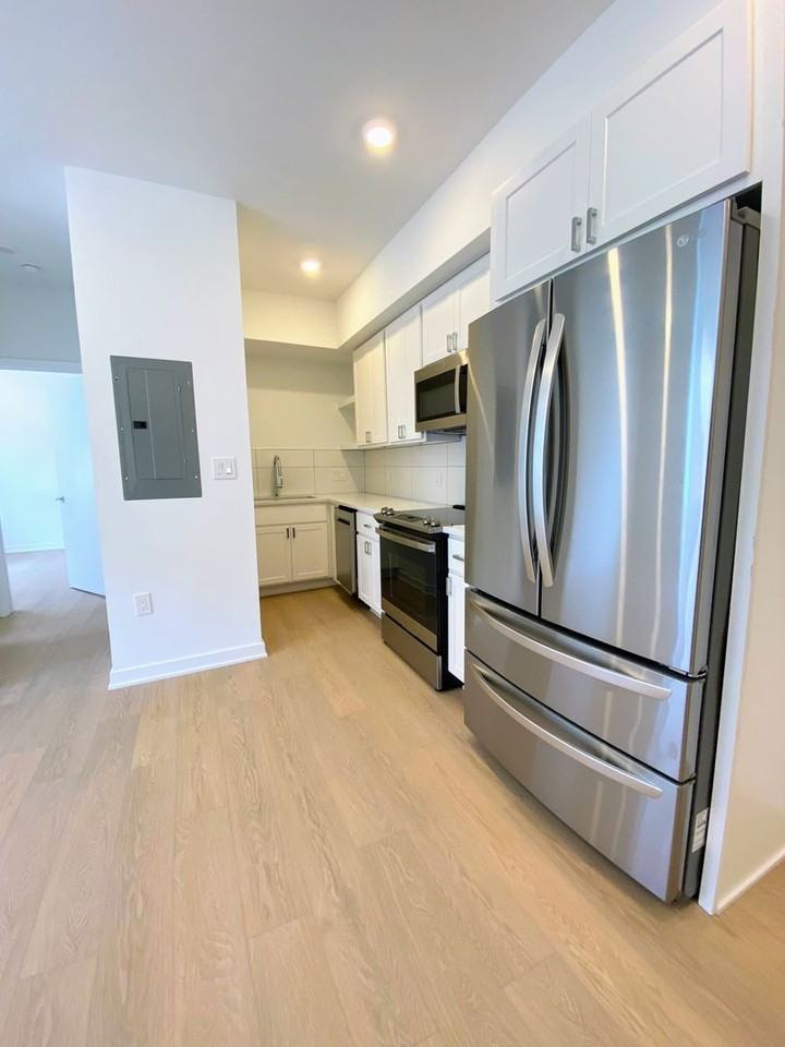 3435 Brown Street NW - Photo 3 of 31