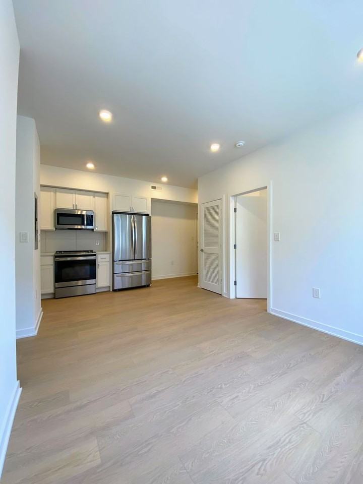 3435 Brown Street NW - Photo 5 of 31