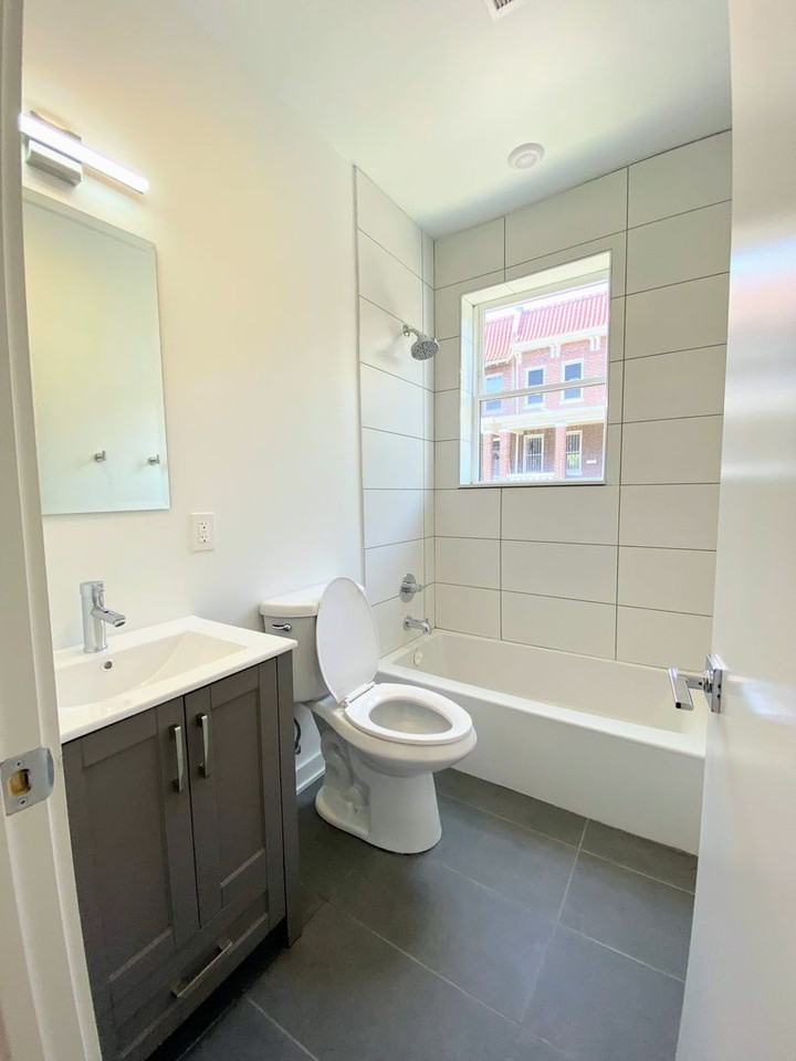 3435 Brown Street NW - Photo 7 of 31