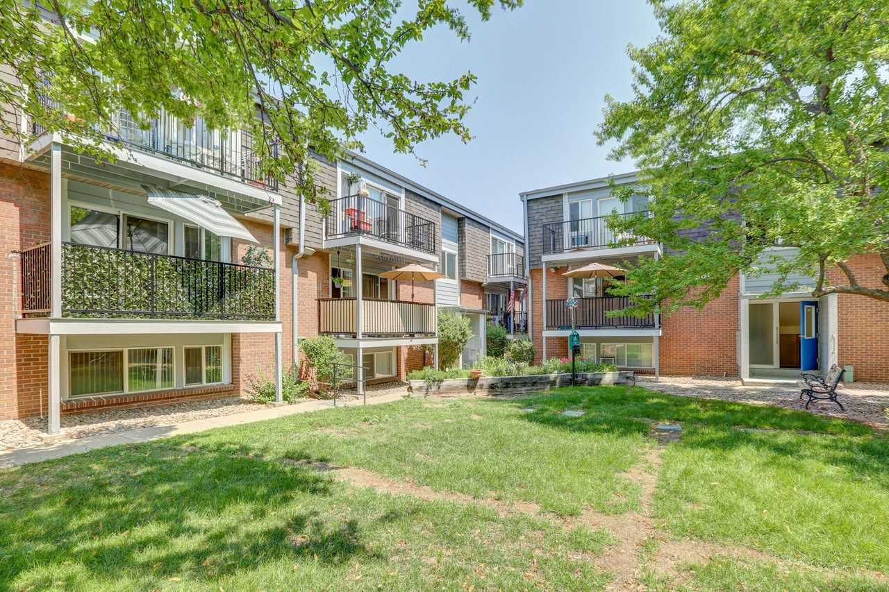 Heritage Apartments - Photo 6 of 50