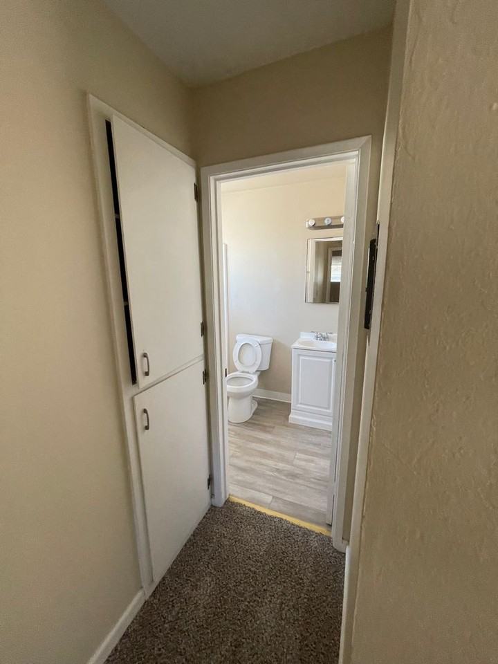 041 - 333 N 5th St - Photo 5 of 23