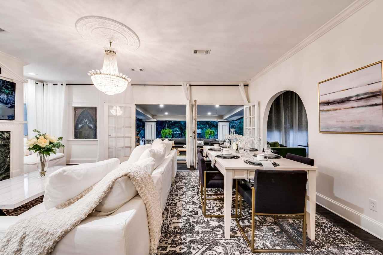 Grand Manor - Photo 5 of 29