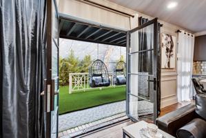 featured image of 4803 Junius St