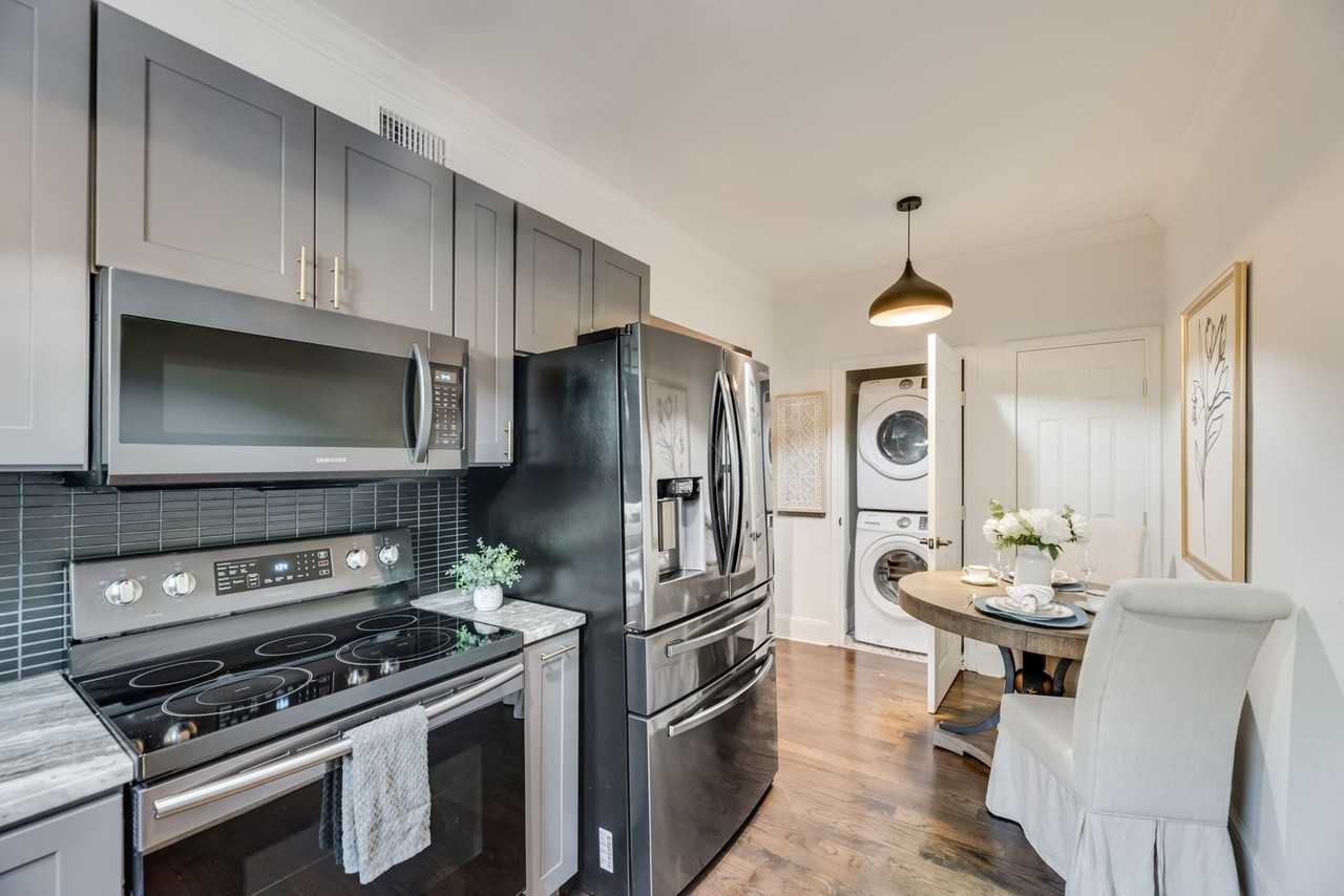 Spanish Villa - Photo 6 of 50