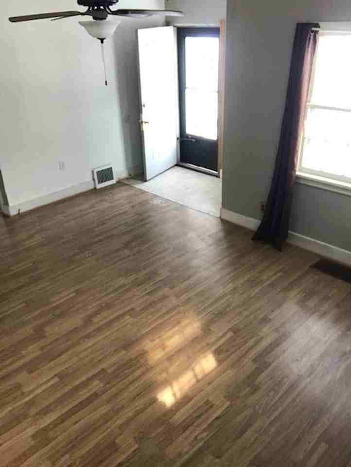 1016 12th St - Photo 3 of 17