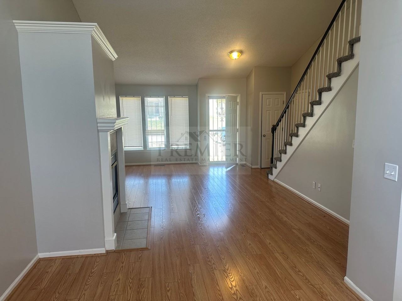 1815 Kansas Ave - Photo 3 of 27