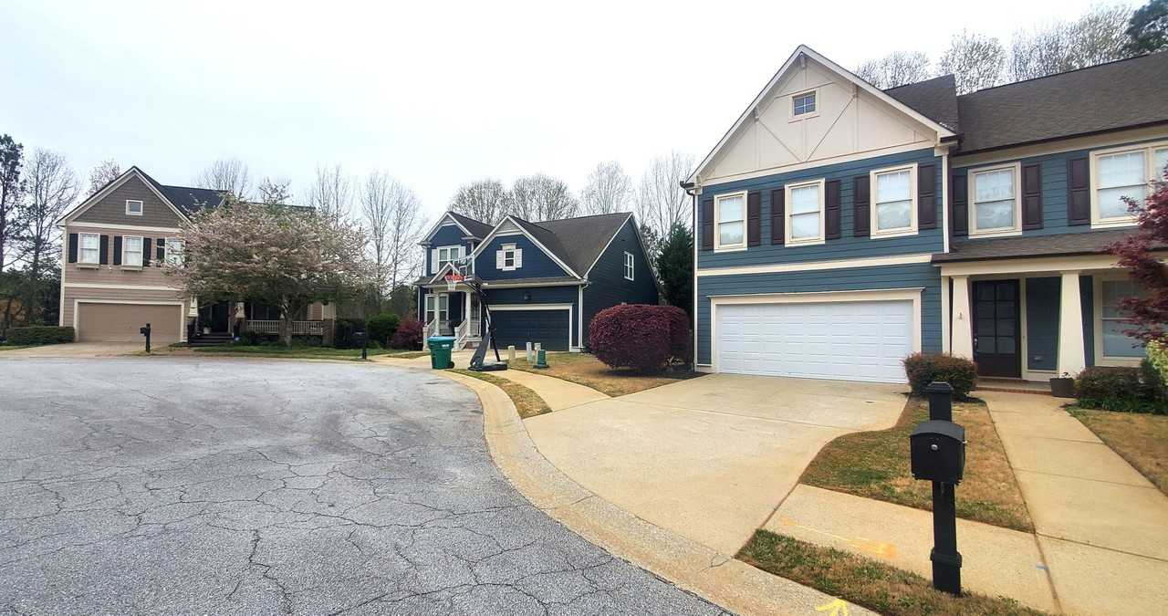 308 Market Ct - Photo 3 of 39