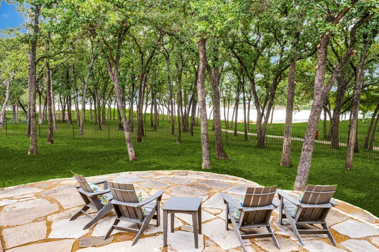 825 Carrie Lane #NA - Photo 3 of 40