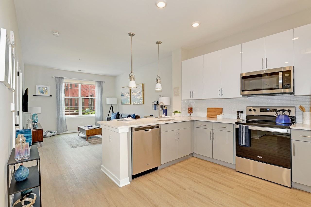 175 Avenue F #1-2