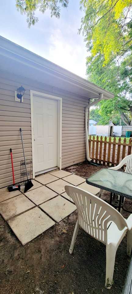 2007 Crawford Ave #NA - Photo 3 of 9