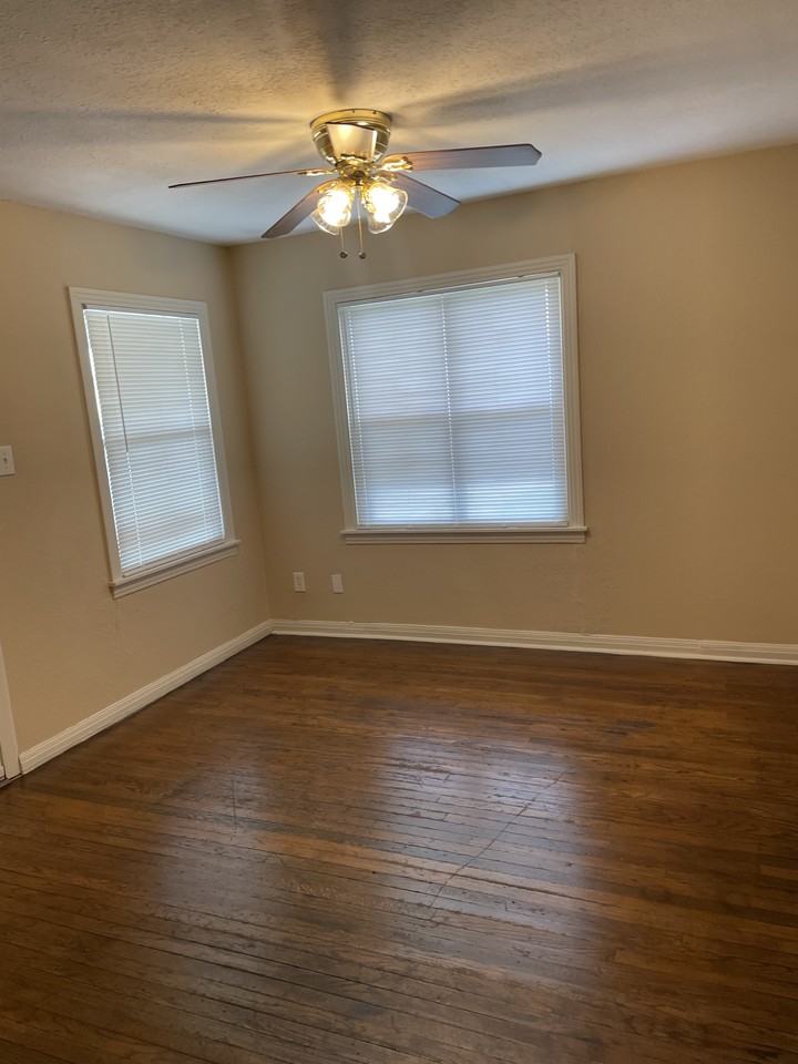 2118 Amarillo St #NA - Photo 3 of 17