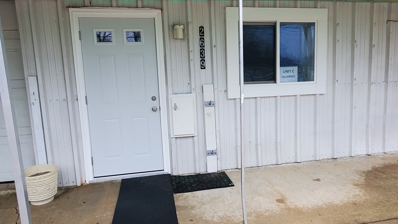 2639 S 3rd St #C - Photo 6 of 48