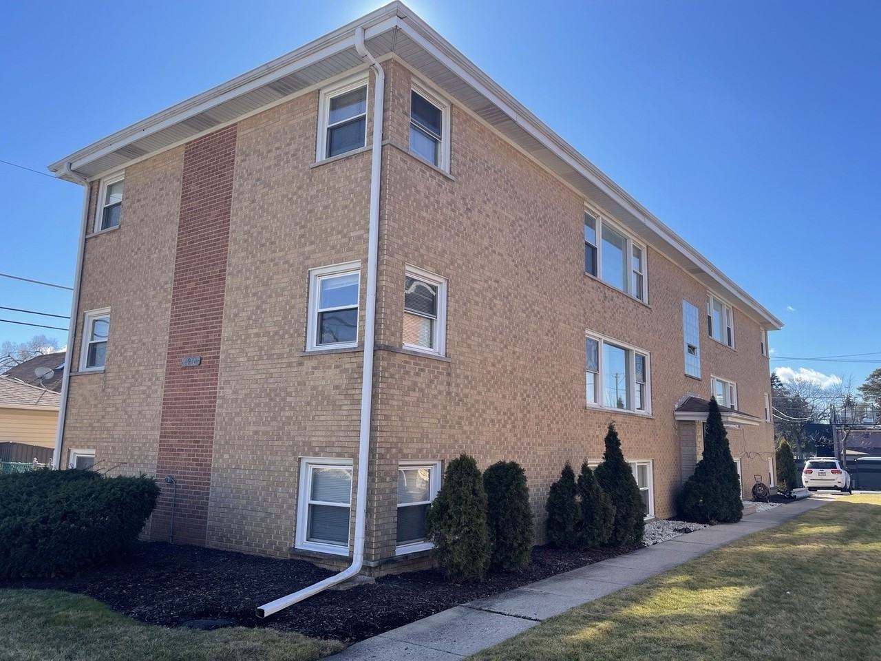 Apartments for Rent In Niles, IL Find 25 Condos & Other Rentals