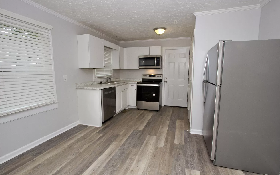 1401 Todd Ave #1 - Photo 2 of 8