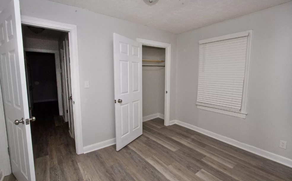 1401 Todd Ave #1 - Photo 6 of 8