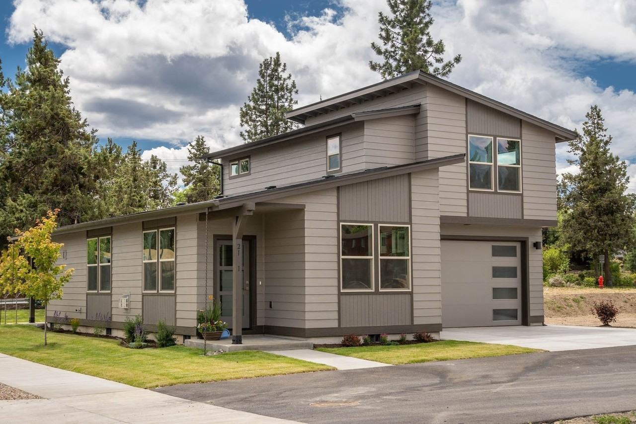 39 Ne Cessna Dr #2 - Photo 6 of 6