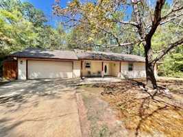 featured image of 2849 Penn St #1