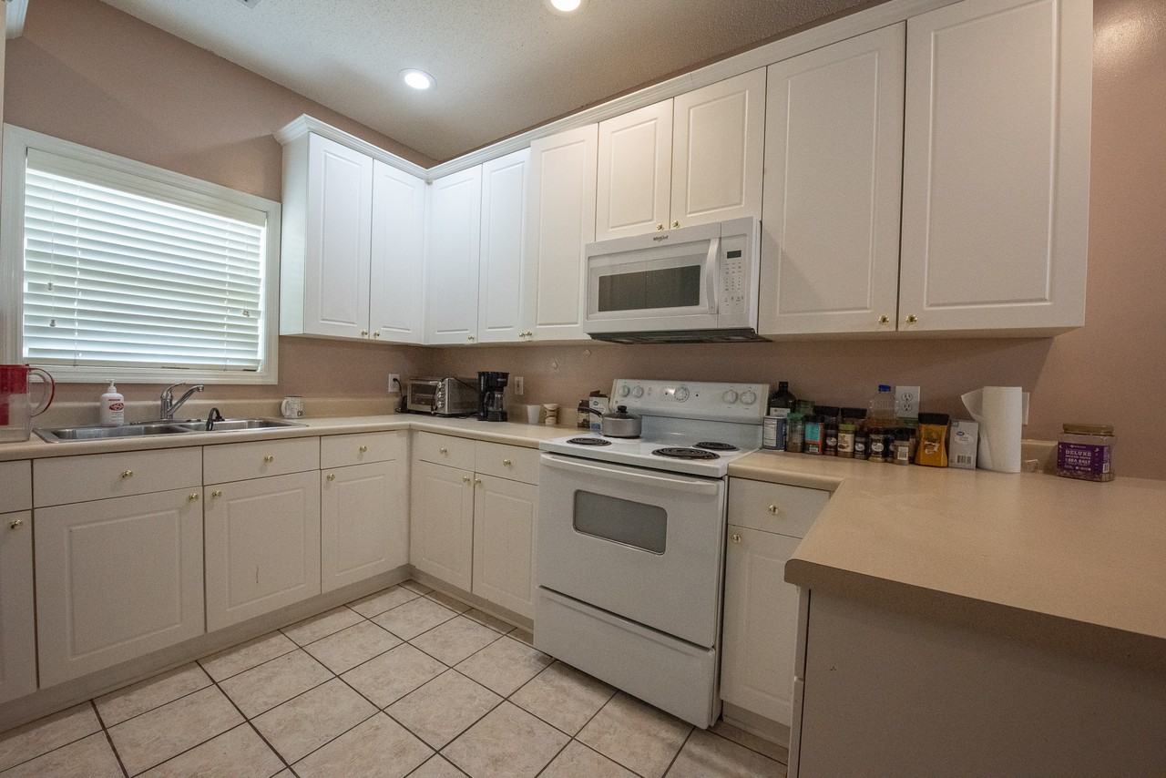 1432 S Donahue Dr #B - Photo 6 of 15