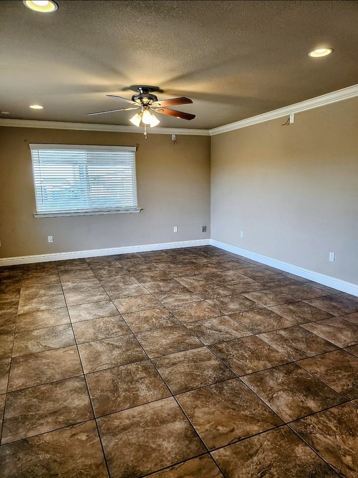 9257 Crawford Ave #1 - Photo 5 of 17
