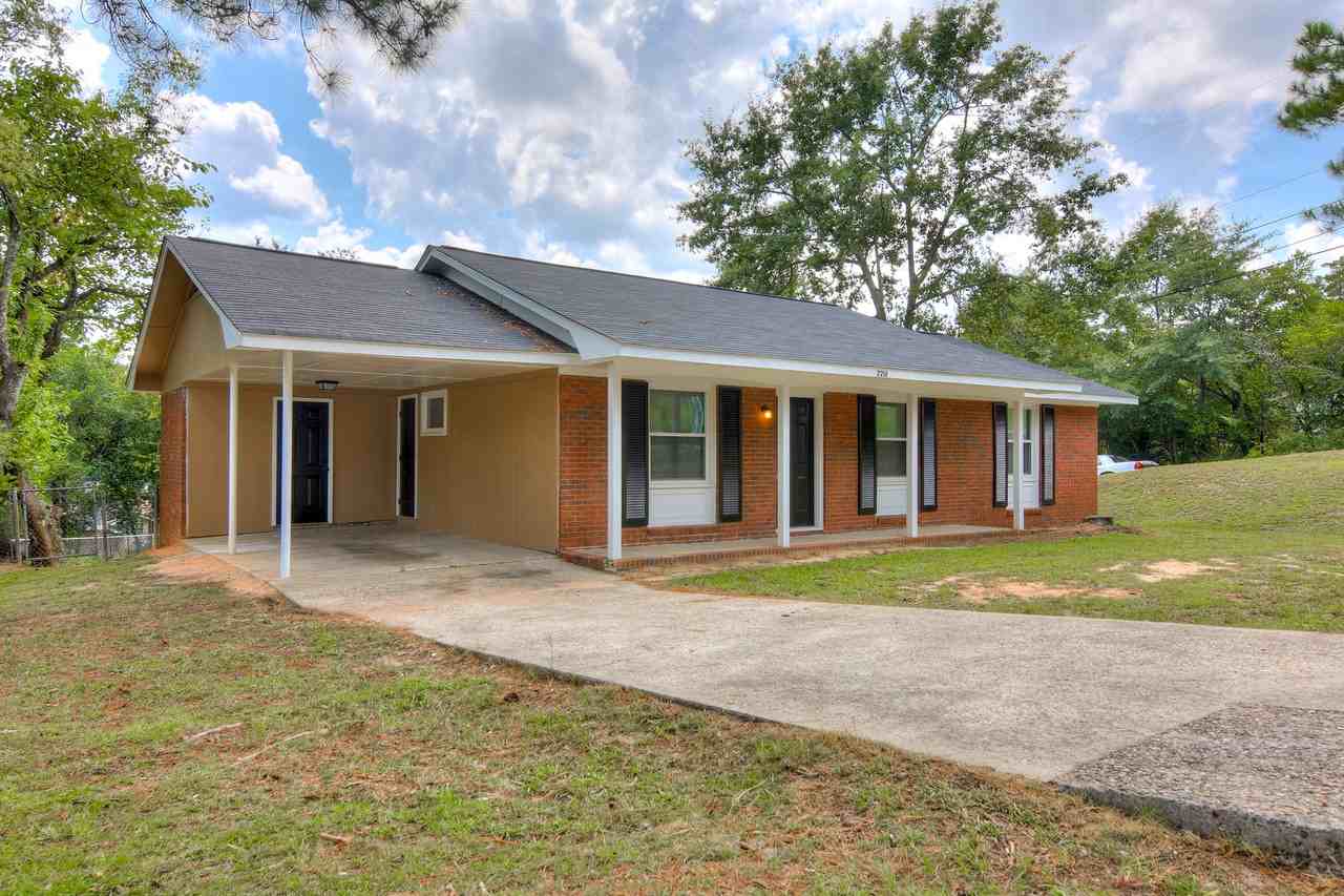 2216 Walden Dr #1 - Photo 3 of 18