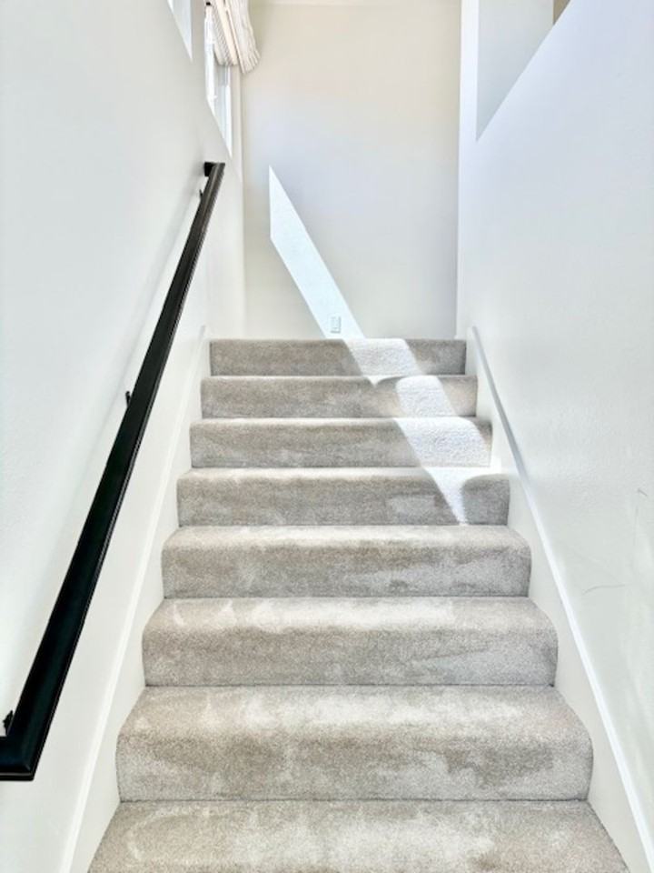 1984 San Tropez Cir - Photo 3 of 44