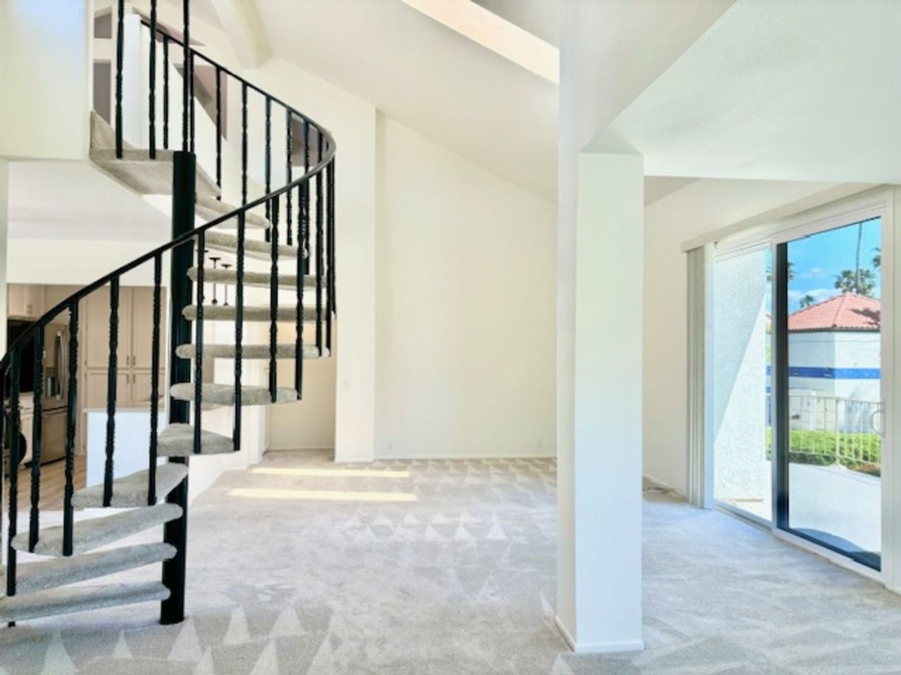 1984 San Tropez Cir - Photo 4 of 44