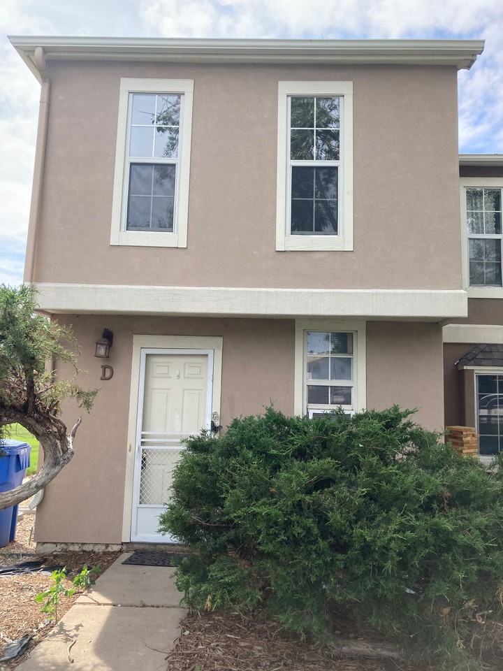 Great, affordable 2BR in Lafayette. Back patio, W/D connections! (SirG) - Photo 6 of 6