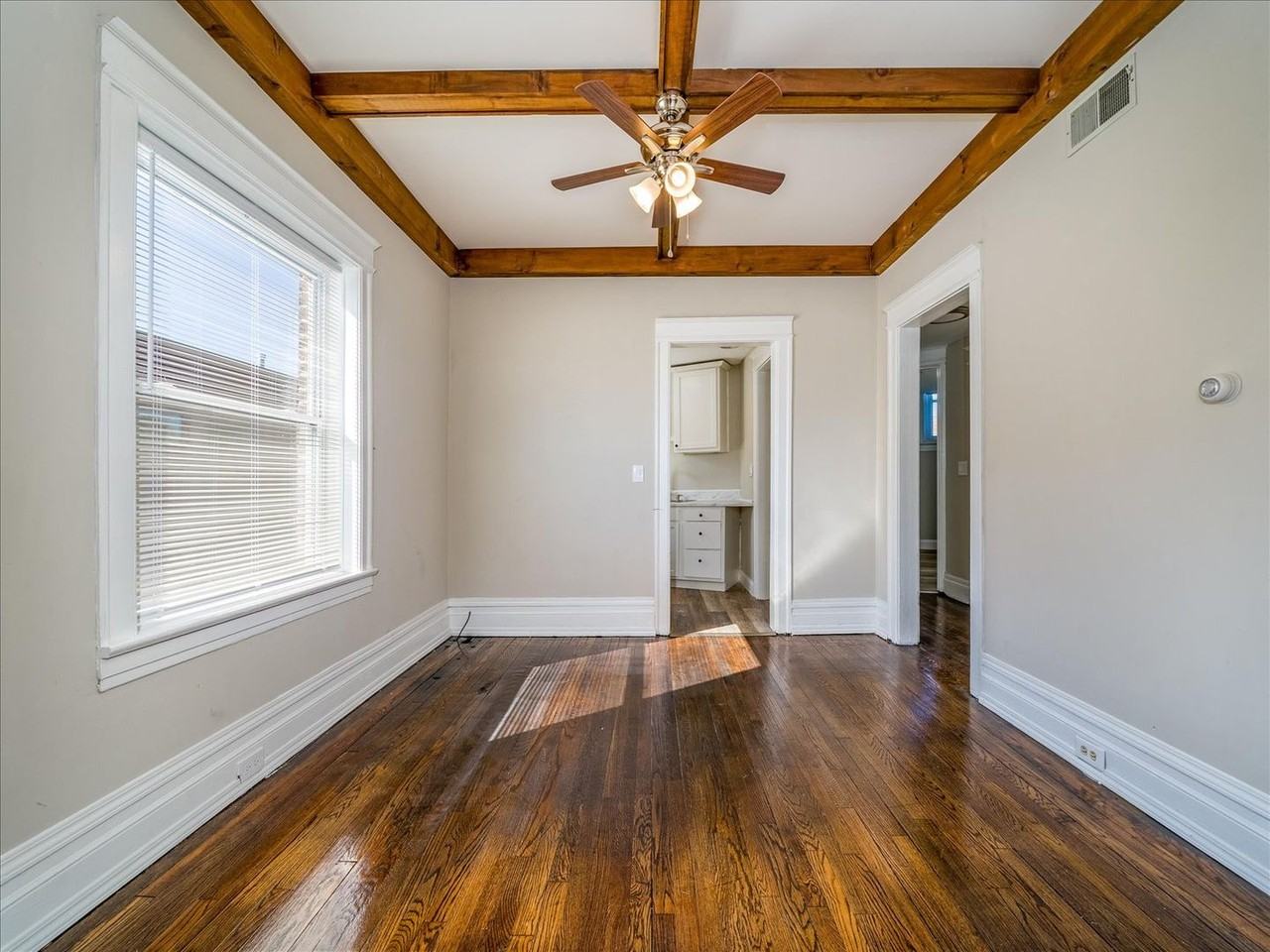 495-501 S Clinton Ave - Photo 3 of 12