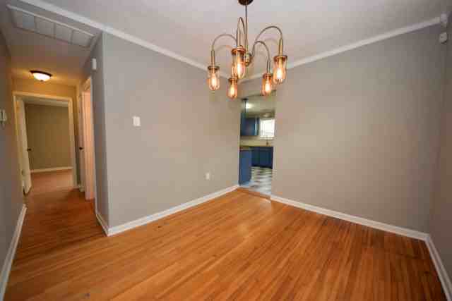 660 N Idlewild St - Photo 4 of 16