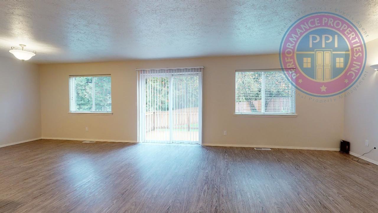 38823 Cascadia Village Dr - Photo 2 of 26