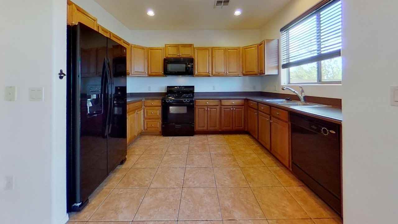 10544 E Greek Dr - Photo 5 of 20