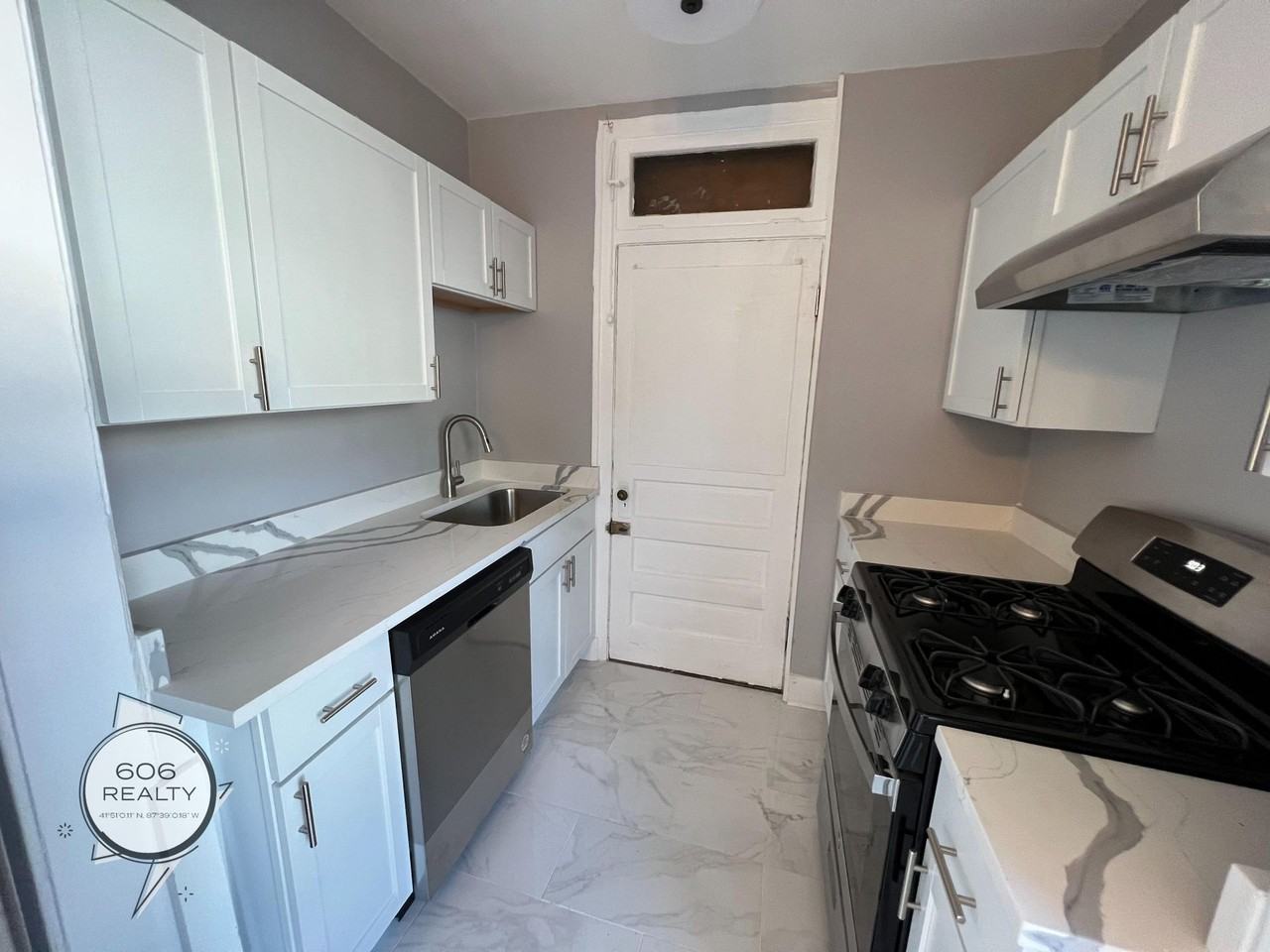 4666 N Spaulding Ave Apt 3f #3F - Photo 2 of 20