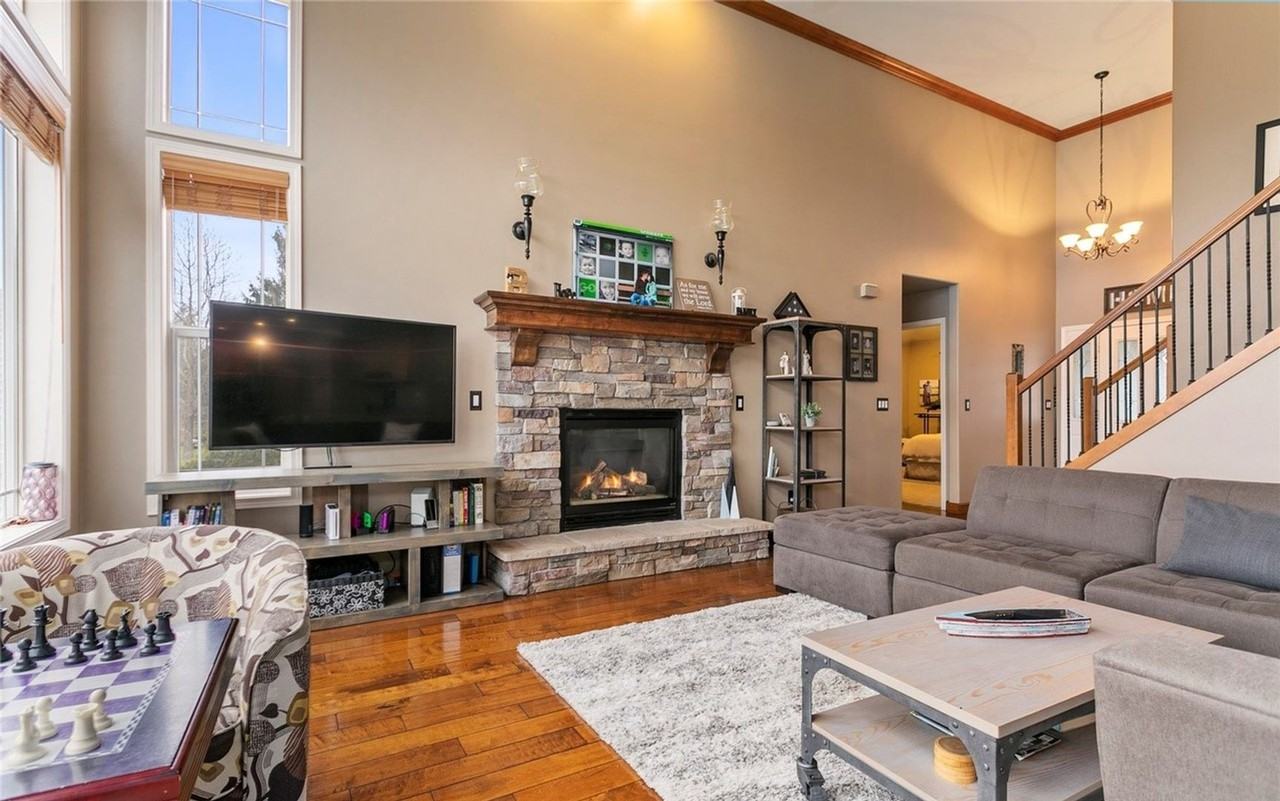 1383 Kamm Rd - Photo 3 of 38