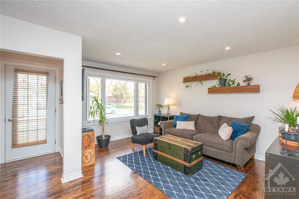 460 Hardy Avenue - Photo 5 of 10