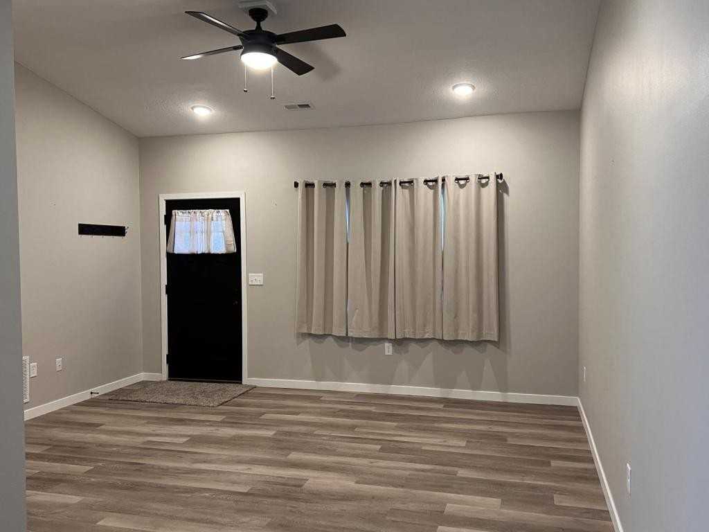 356 21st Ave - Photo 3 of 24